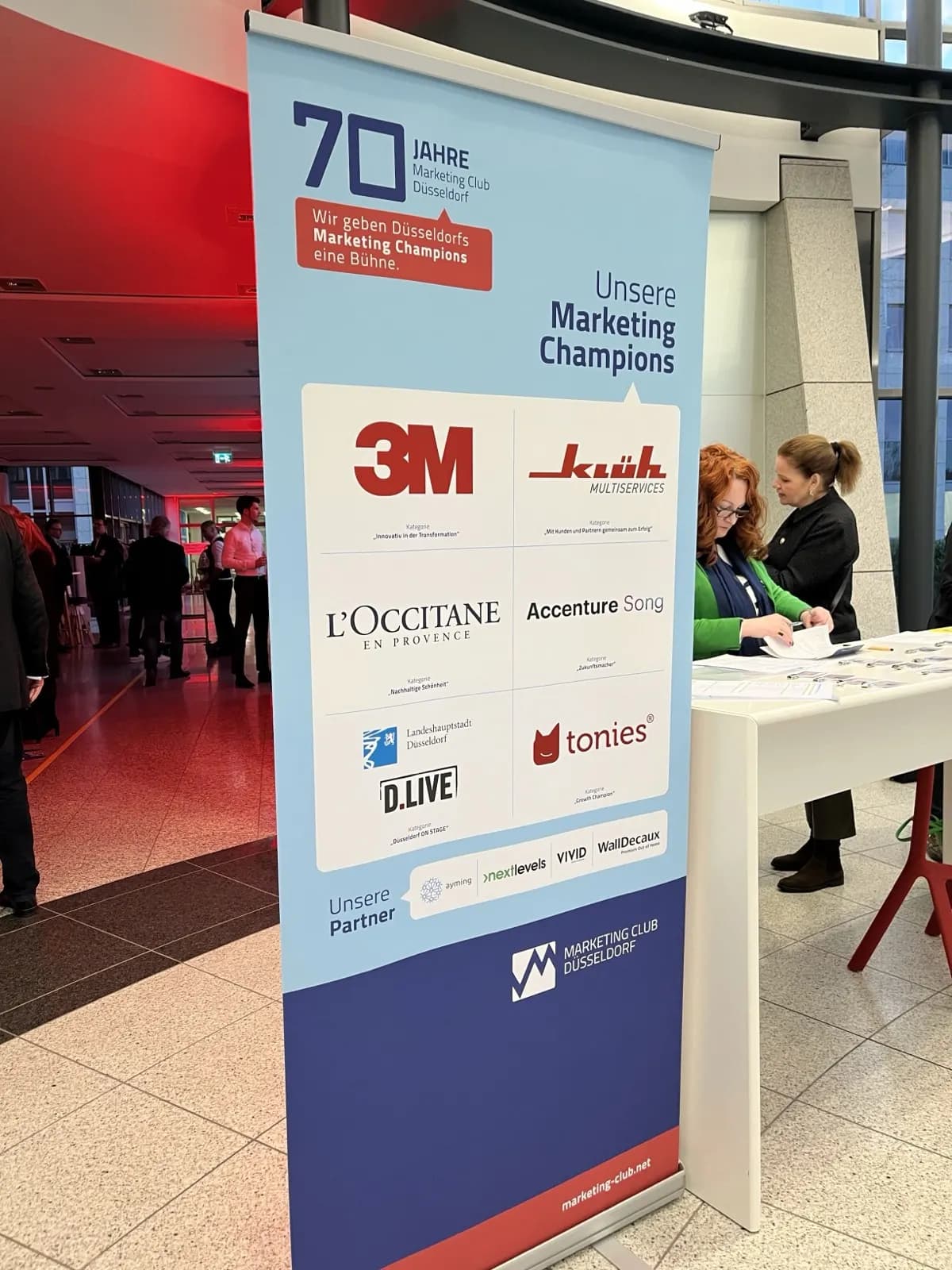 Banner „70 Jahre Marketing Club Düsseldorf“ mit nextlevels als Partner
