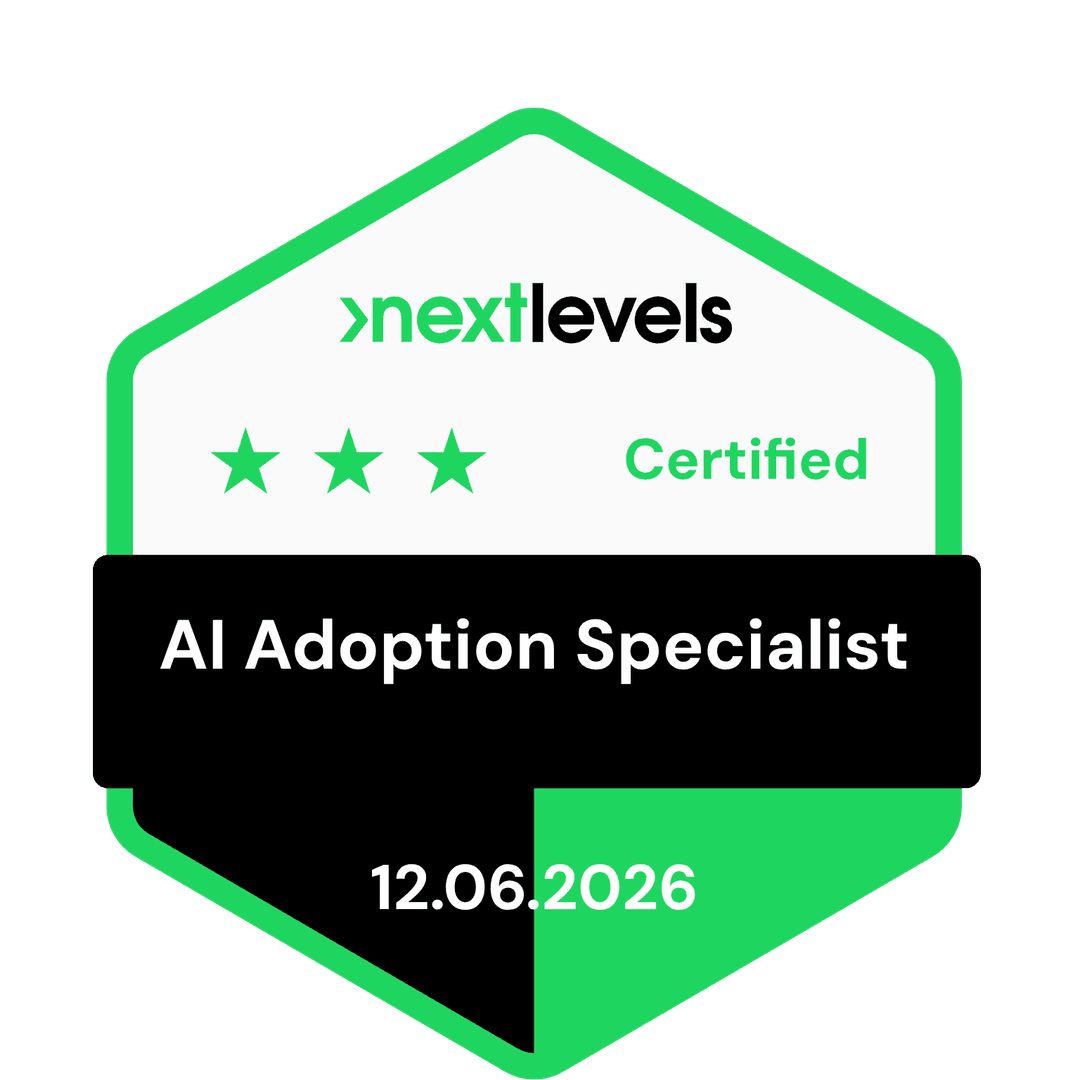 nextlevels Zertifikat AI Adoption Specialist – digitales Badge mit drei Sternen